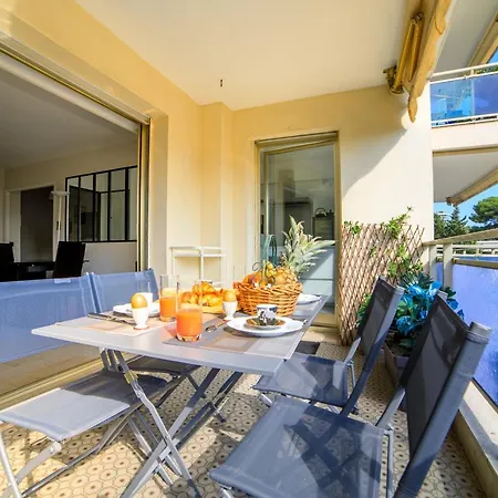Le Prado Parc Apartment
