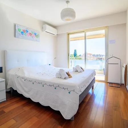 Le Prado Parc Appartement *